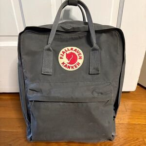 Fjallraven Classic Backpack Super Grey